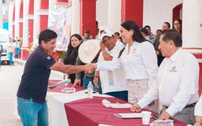 Acerca Semovi trámites de transporte público a la región Mixteca