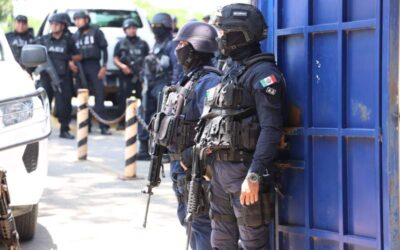 Fiscalía de Oaxaca junto con gobierno Federal y Estatal aplican Operación Sable y toman control de Policía Municipal y C2 en Juchitán para garantizar seguridad