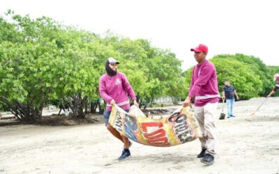 Restablecen servicios en CIP Huatulco tras el paso del huracán Erick