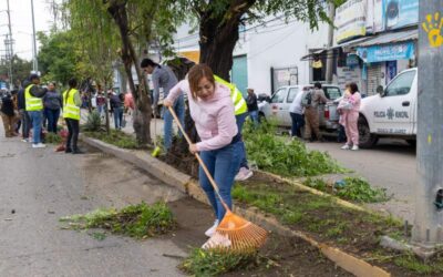 Tequios vecinales mejoran imagen urbana de Oaxaca de Juárez