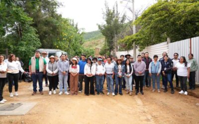 Nancy Benítez entrega obras de electrificación en tres colonias de Xoxocotlán