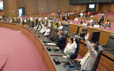 Abroga Parlamento Ley de Cooperación para Obras Públicas