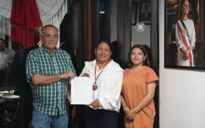 Gobierno de Xoxocotlán y SIC unen esfuerzos para dignificar viviendas