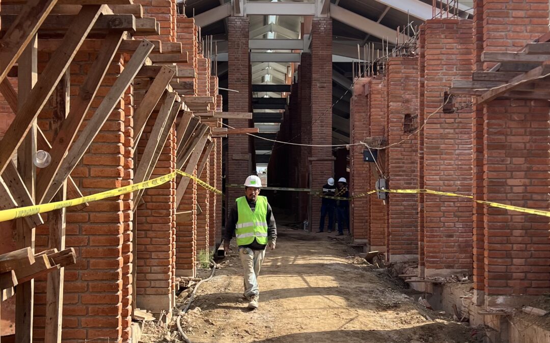 Entre el pan de muerto y la obra prometida: Recorrido por el futuro Mercado de Pan y Comedores