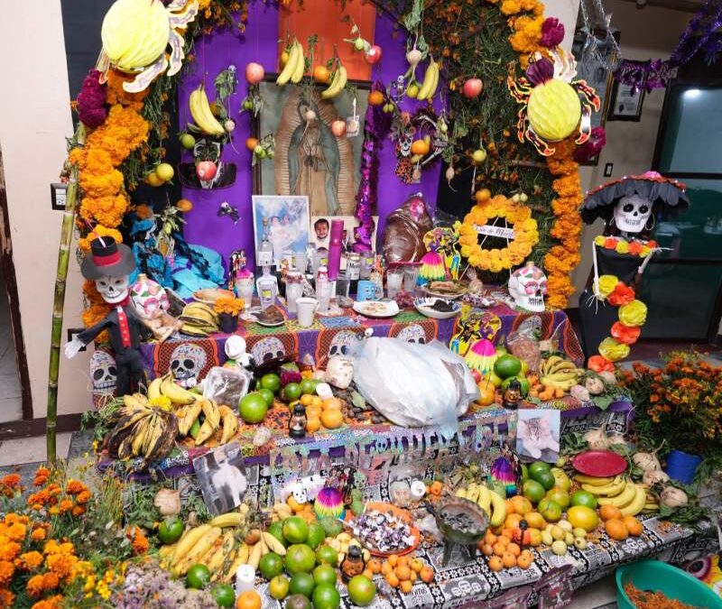 Invita ayuntamiento de Xoxocotlán a participar en el tradicional concurso de Altares de Muertos