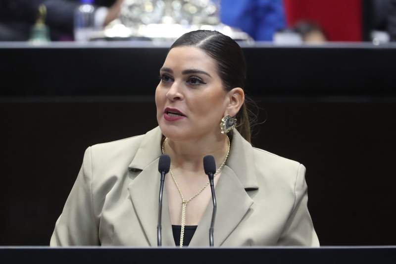 proponen-garantizar-agua-potable-bebedores-y-sanitarios-en-buen-estado-como-requisito-indispensable-en-instituciones-educativas