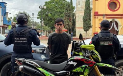 ¡Rápida acción! Policía Municipal y Estatal recuperan moto robada y horas después cae el presunto ladrón en Santa Lucía del Camino