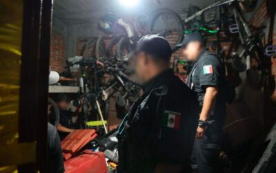 Recuperan más de 200 autoestéreos robados en centro de operación delictiva, aseguran siete inmuebles y puntos de narcomenudeo tras Operación Pescador en Central de Abasto: Fiscalía de Oaxaca