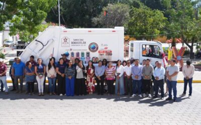 Xoxocotlán avanza en servicios públicos con la entrega de un nuevo compactador de residuos