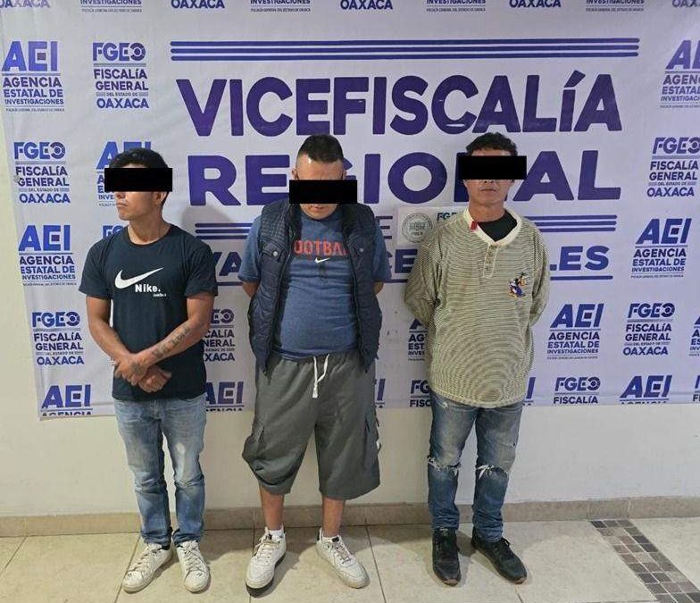 Fiscalía de Oaxaca obtiene vinculación a proceso y prisión preventiva contra tres detenidos por narcomenudeo afuera de una Escuela Secundaria en la Zona Metropolitana