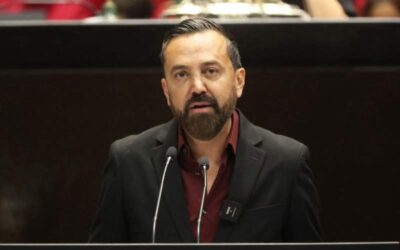 Plantean incluir educación financiera básica en planes y programas de secundaria, media superior y superior