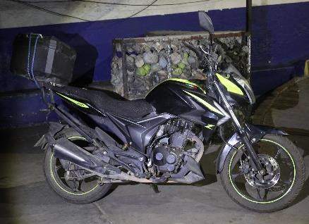 Policía Municipal detiene a dos personas por el presunto delito de robo