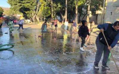 Realiza Municipio de Oaxaca de Juárez limpieza integral en el Paseo Juárez El Llano tras festejos guadalupanos