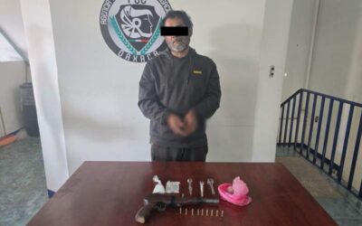 Fiscalía de Oaxaca detiene a persona que agredió con disparos de arma de fuego a elementos de la AEI durante ejecución de una orden de aprehensión por violencia familiar