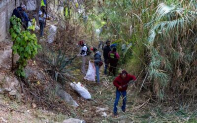 Vecinas y vecinos de la colonia Volcanes se suman al Tequio Vecinal por entornos más seguros