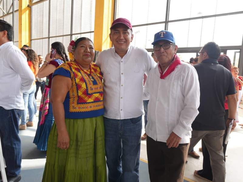 acompana-nino-morales-a-gobernador-en-gira-de-trabajo-por-el-istmo