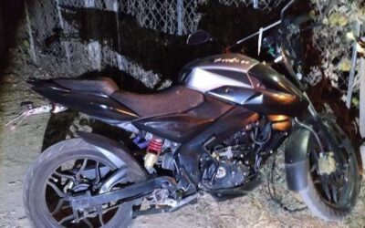 Policía Municipal asegura motocicleta al contar con reporte de robo activo