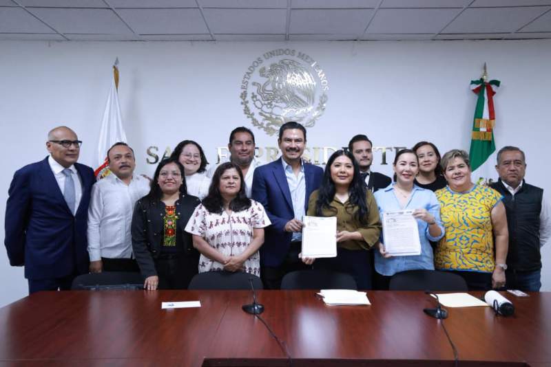 recibe-congreso-del-estado-iniciativa-del-municipio-de-oaxaca-de-juarez-para-reducir-impuestos-en-beneficio-de-la-ciudadania