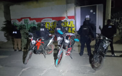 Fiscalía de Oaxaca, DEFENSA, Marina y Policía Estatal catean domicilio en San Andrés Zautla y tres motocicletas con reporte de robo