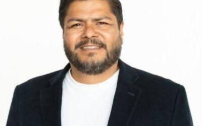 Ray Chagoya toma protesta como coordinador estatal de la AALMAC: entre 45 y 60 alcaldías confluyen mañana en Oaxaca