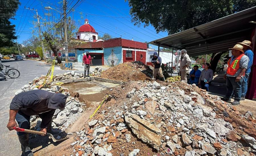 dan-ceabien-y-soapa-mantenimiento-a-linea-de-conduccion-de-agua-potable-en-san-juan-chapultepec-69d55efebec64