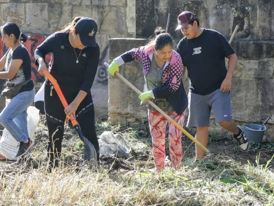 El Barrio de Xochimilco dio ejemplo de unidad y trabajo