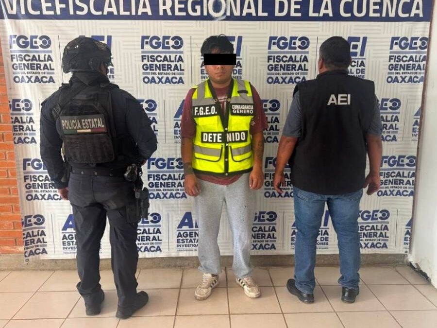 Fiscalía de Oaxaca ejecuta orden de aprehensión por violación equiparada agravada contra adolescente en la Cuenca