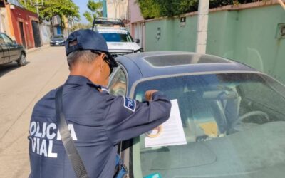 La Dirección de Movilidad de Oaxaca de Juárez continúa con el retiro de vehículos en abandono