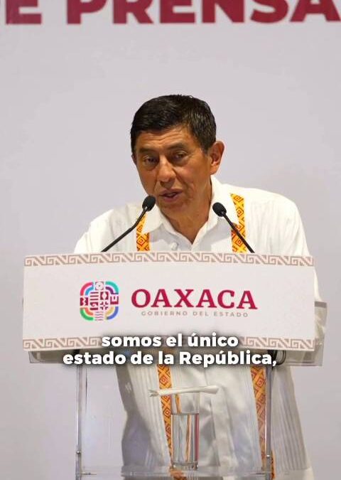 Oaxaca, el único estado del país que garantiza gratuidad en preparatorias y universidades
