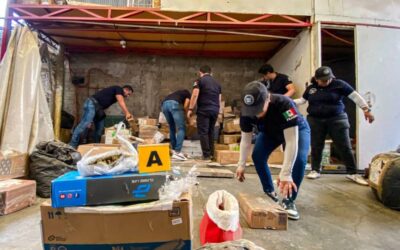 Operativo simultáneo en paqueterías de Oaxaca permite detectar envío de drogas, armas y cartuchos; FGEO investiga a remitentes