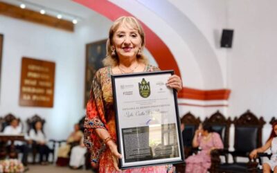 Ray Chagoya reconoce a ciudadanos y ciudadanas por su aporte a Oaxaca de Juárez en su 494 aniversario