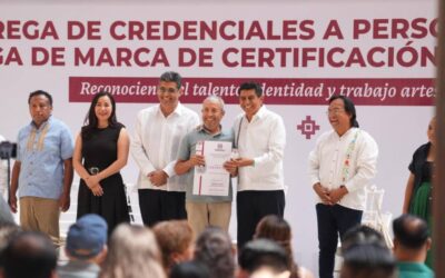 Artesanos de San Antonio Arrazola reciben certificación ‘Hecho En Oaxaca’