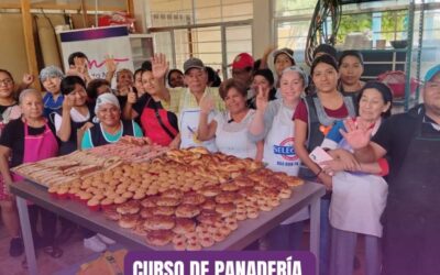 Concluye con gran éxito curso de panadería y pizza en Pueblo Nuevo; Brigada Mujeres fortalece el emprendimiento femenino