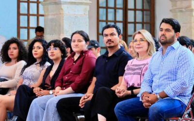 El talento joven y la educación construyen el futuro de Oaxaca de Juárez