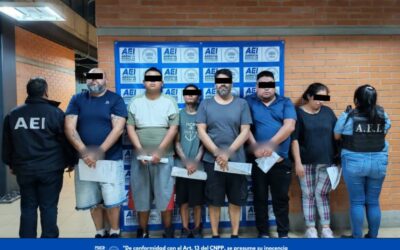 Fiscalía de Oaxaca detiene a seis personas por tentativa de homicidio tras agresión con arma de fuego en tianguis de Huajuapan