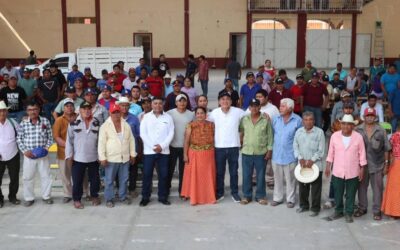 Gestiona Nino Morales apoyos para campesinos blaseños