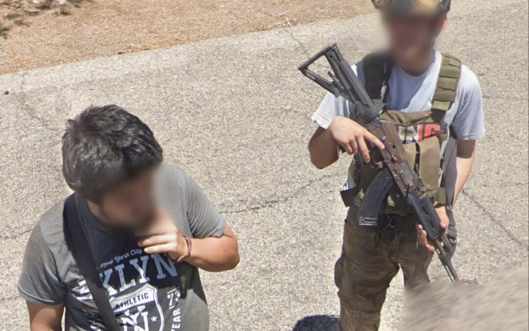 Google Maps exhibe un retén del narco con menores en una carretera de Sinaloa