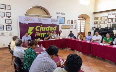 El diálogo y la colaboración son fundamentales para impulsar el desarrollo de Oaxaca de Juárez.