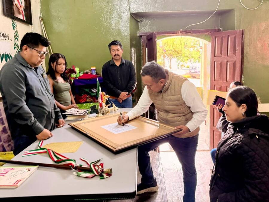 nino-morales-realiza-gira-de-trabajo-por-comunidades-de-la-mixteca-6a29c5b239435
