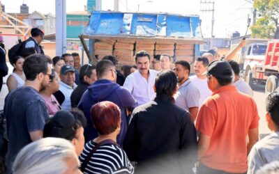 Presidente municipal de Oaxaca de Juárez entrega 30 toneladas de cemento en la agencia de Donají
