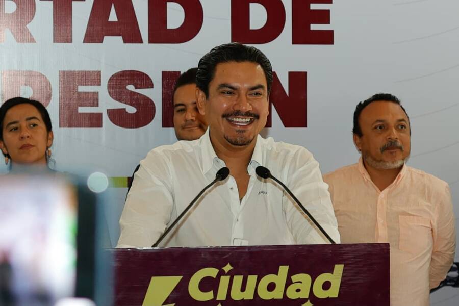 Reconoce Ray Chagoya la labor periodística y refrenda su compromiso con la libertad de expresión en Oaxaca de Juárez