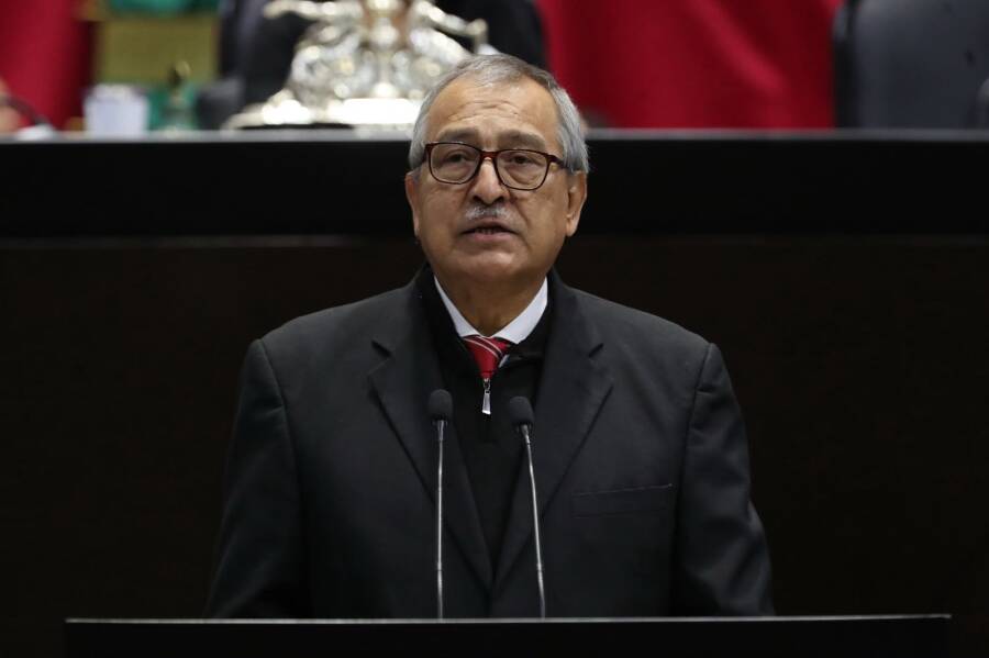 plantean-incluir-el-fomento-de-la-inteligencia-artificial-y-su-aplicacion-etica-en-planes-y-programas-de-estudio-6a565d21253ad