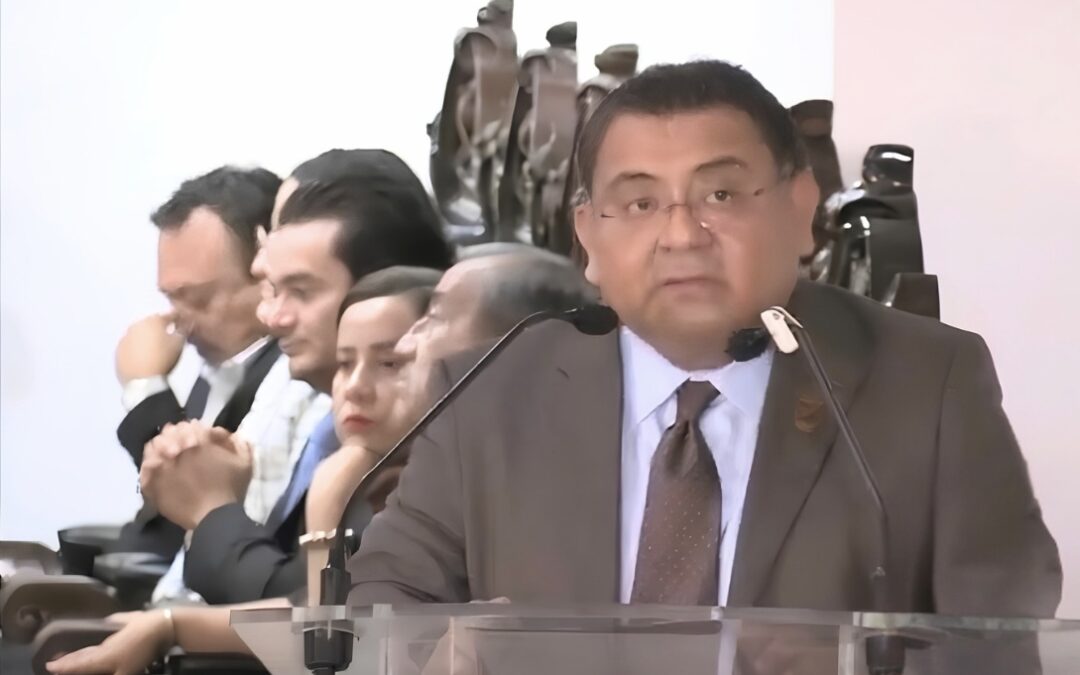 Farid Acevedo llama a defender la autonomía universitaria en el bicentenario del Instituto