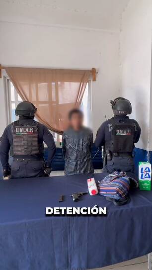 cae-por-presunto-robo-con-violencia-a-una-tienda-oxxo-aseguran-arma-y-mercancia-6a7e765ead614