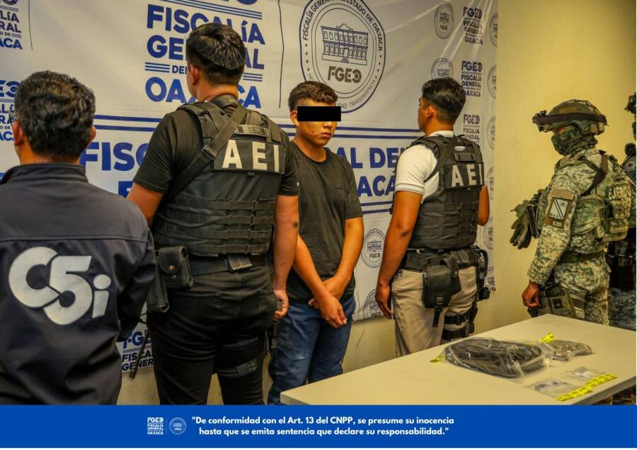 fiscalia-de-oaxaca-detiene-a-zss-alias-el-07-probable-autor-material-de-homicidio-del-ex-presidente-municipal-de-san-juan-cacahuatepec-6a74a79cb2428
