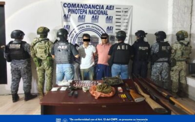 Fiscalía de Oaxaca ejecuta cateo en San Pedro Atoyac y detiene a dos personas