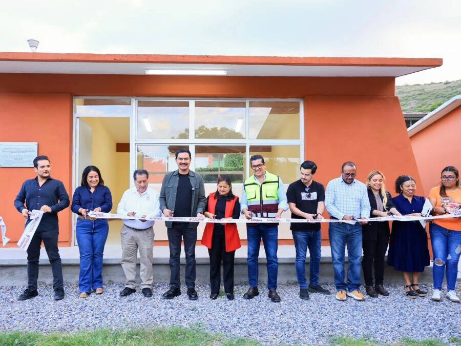 Gobierno de Ray Chagoya entrega nueva biblioteca en la Escuela Primaria Antequera