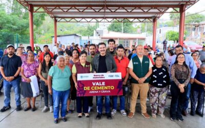 Ray Chagoya entrega materiales para mejorar el Ejido Guadalupe Victoria