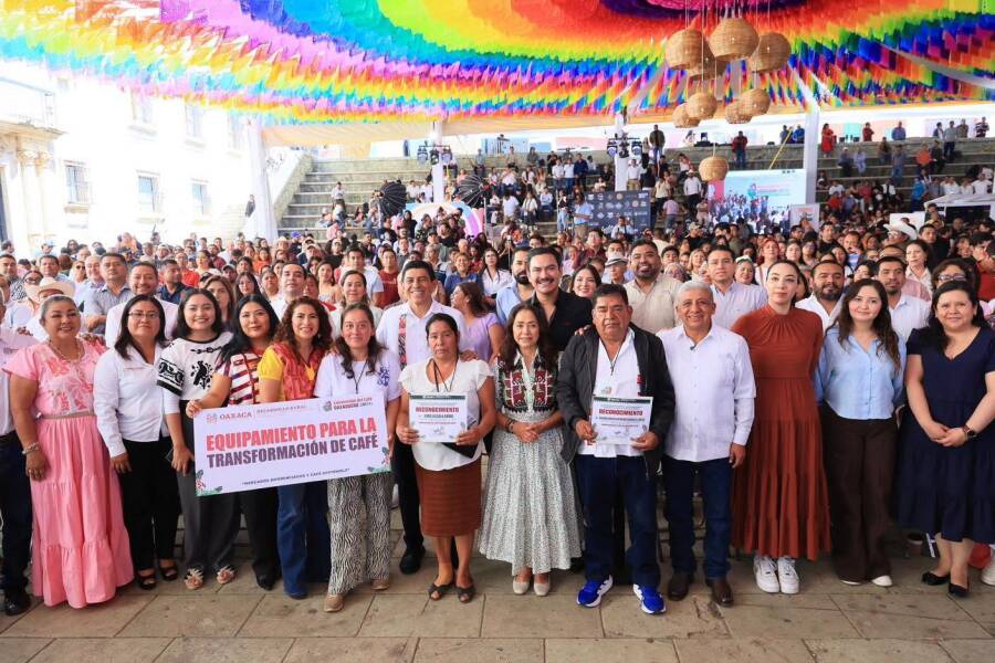 ray-chagoya-reconoce-la-labor-de-productores-durante-la-convencion-del-cafe-oaxaqueno-2026-6a7f7acfe51ca