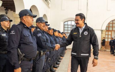 Ray Chagoya reconoce labor de la Policía Municipal de Oaxaca de Juárez en su 36 aniversario